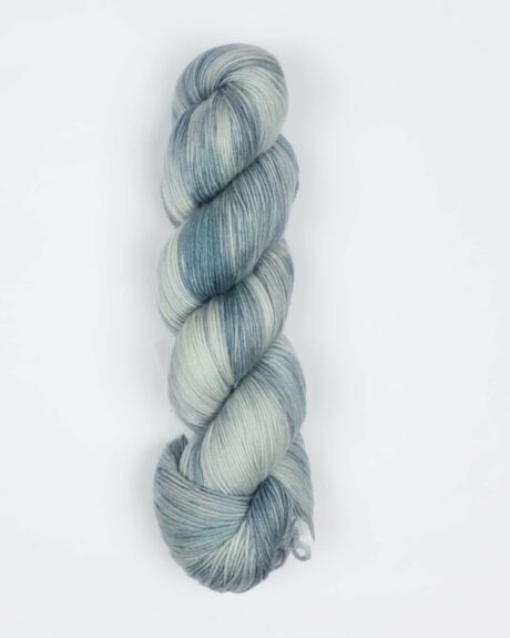 Armonia Hand-dyed fra Hjertegarn i mange farver - 82 - 25% Nylon, 75% Uld, superwash, superfine merino